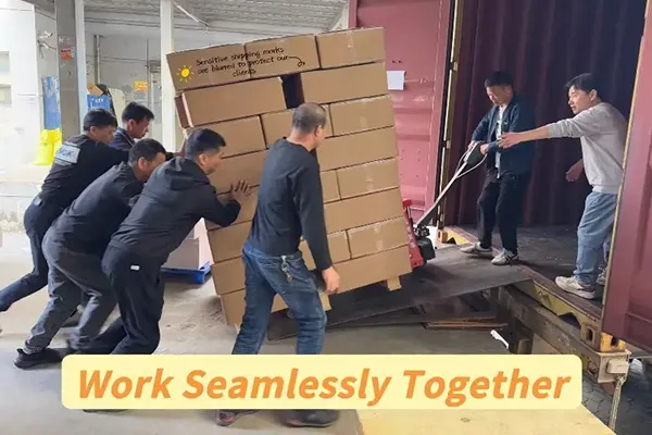 Effektiv laddning— En 40HQ behållare med hudvårdspapperslådor